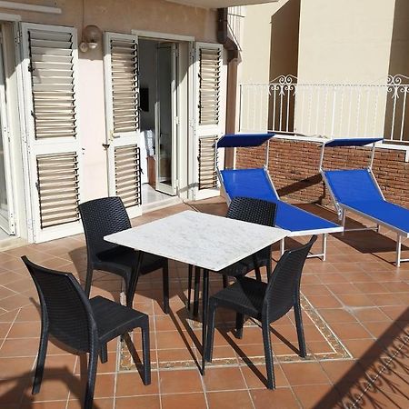 Casa Carmela Panoramic Center Apartment Taormina Bagian luar foto