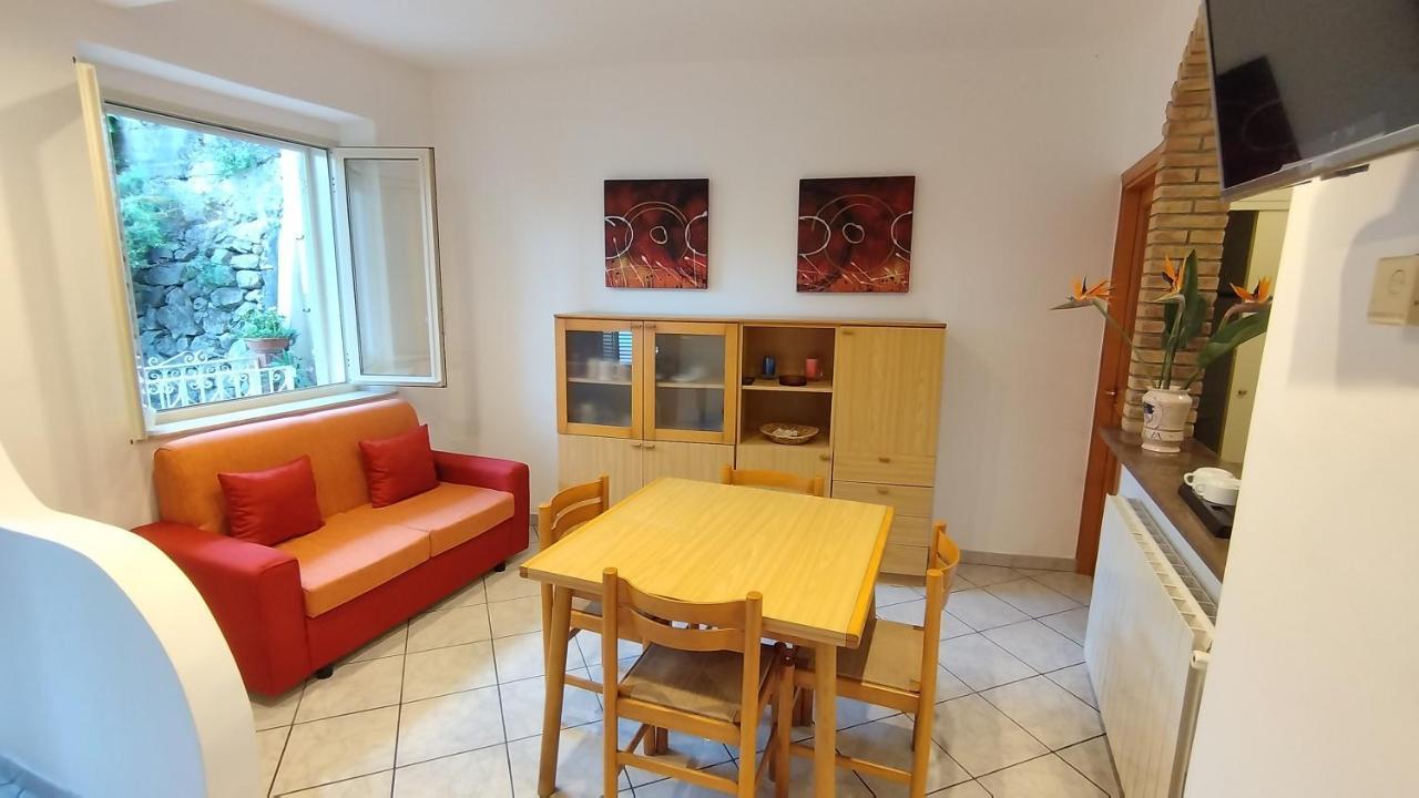 Casa Carmela Panoramic Center Apartment Taormina Bagian luar foto