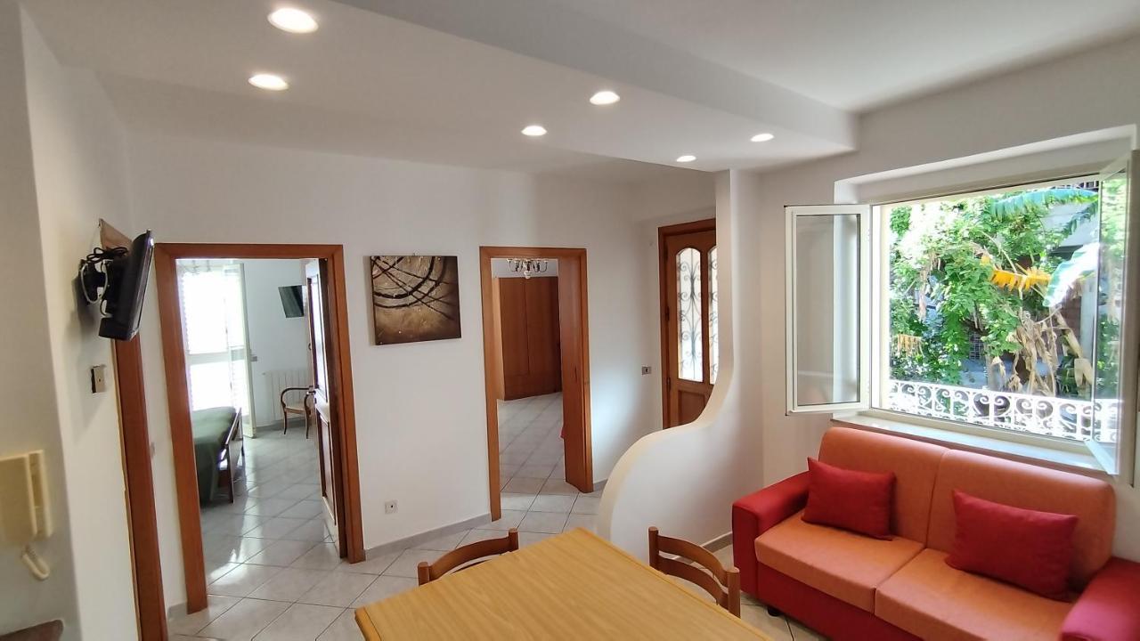 Casa Carmela Panoramic Center Apartment Taormina Bagian luar foto