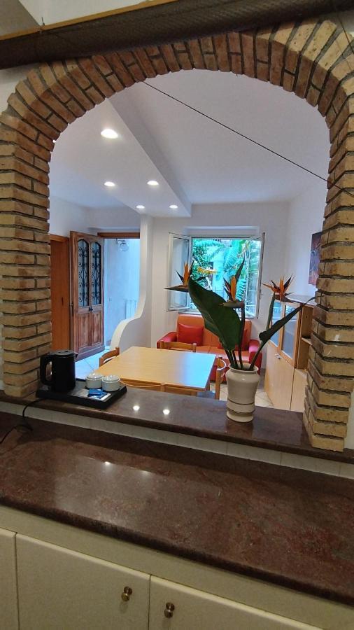 Casa Carmela Panoramic Center Apartment Taormina Bagian luar foto